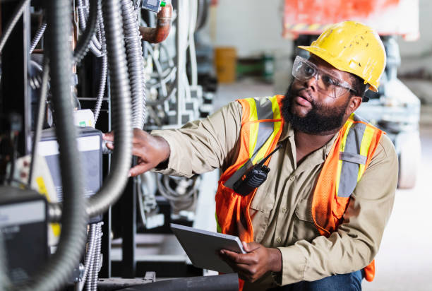 Best Affordable Emergency Electrician  in Utica, OH